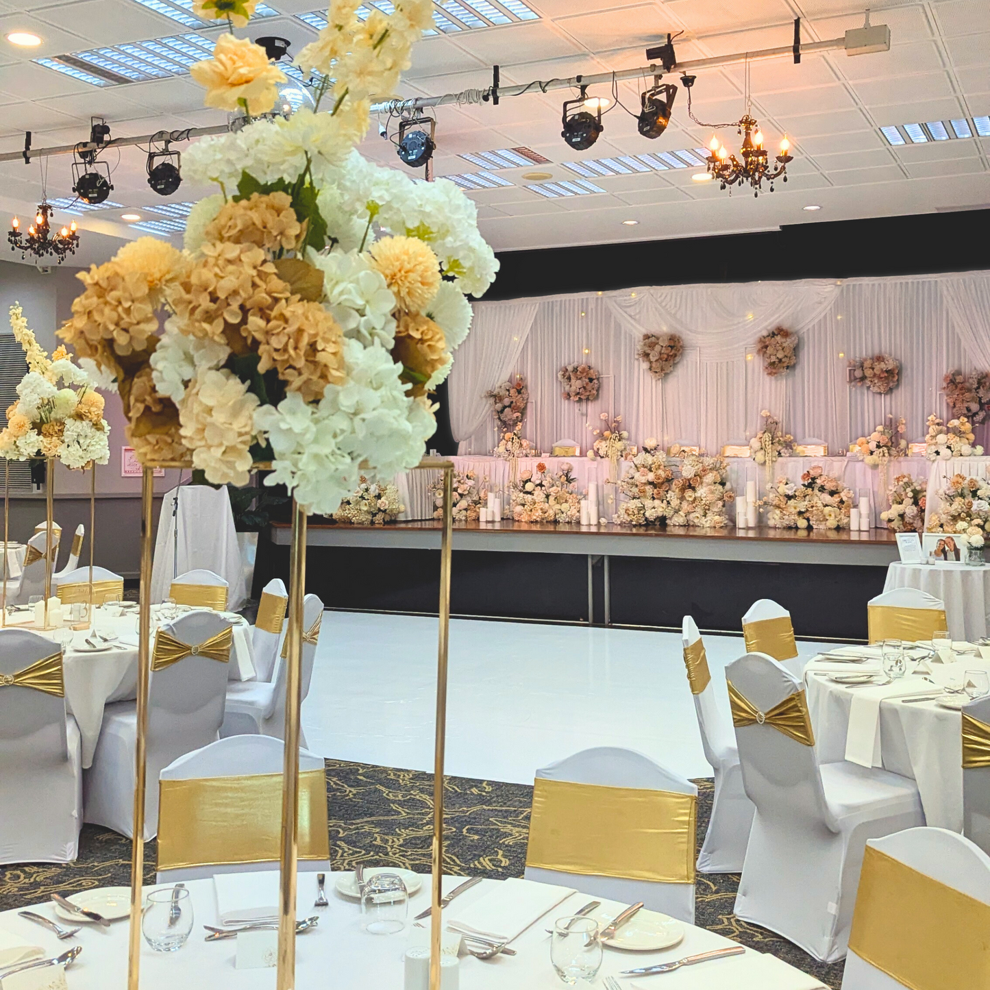 Gold Plinth for Hire