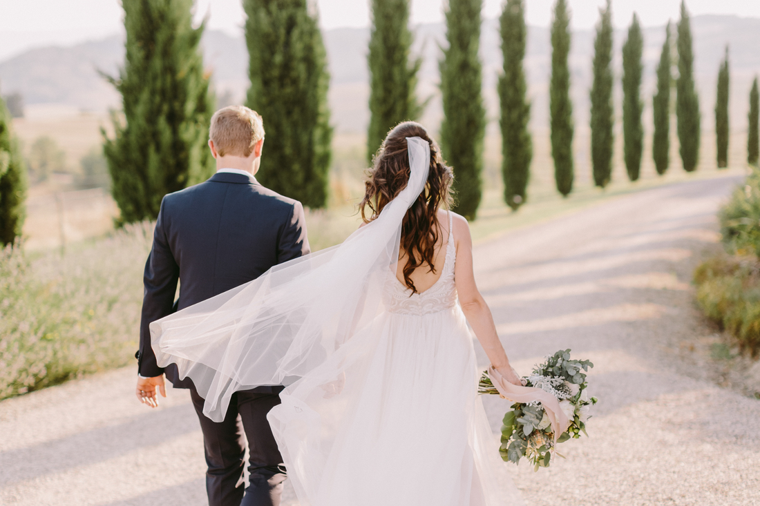 Planning a Classic Wedding: Secrets to Achieving a Luxurious and Timeless Vibe