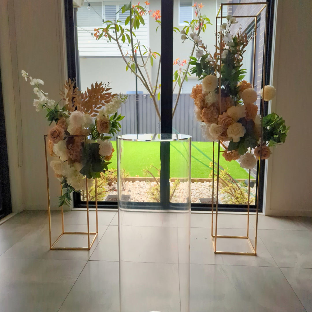 Neutral floral backdrop woth baby's breath and roses. Prop hire, Prop hiring, Prop hire, event stylists Brisbane, brisbane event styling, brisbane event styling, event stylist Brisbane, Brisbane Wedding, Gold Coast Wedding, Floral Styling, Lush & Lavish Events, Brisbane Corporate Styling, Gold Coast Corporate Styling, Brisbane Brand Activation, Gold Coast Tablescapes, Brisbane Candle Hire