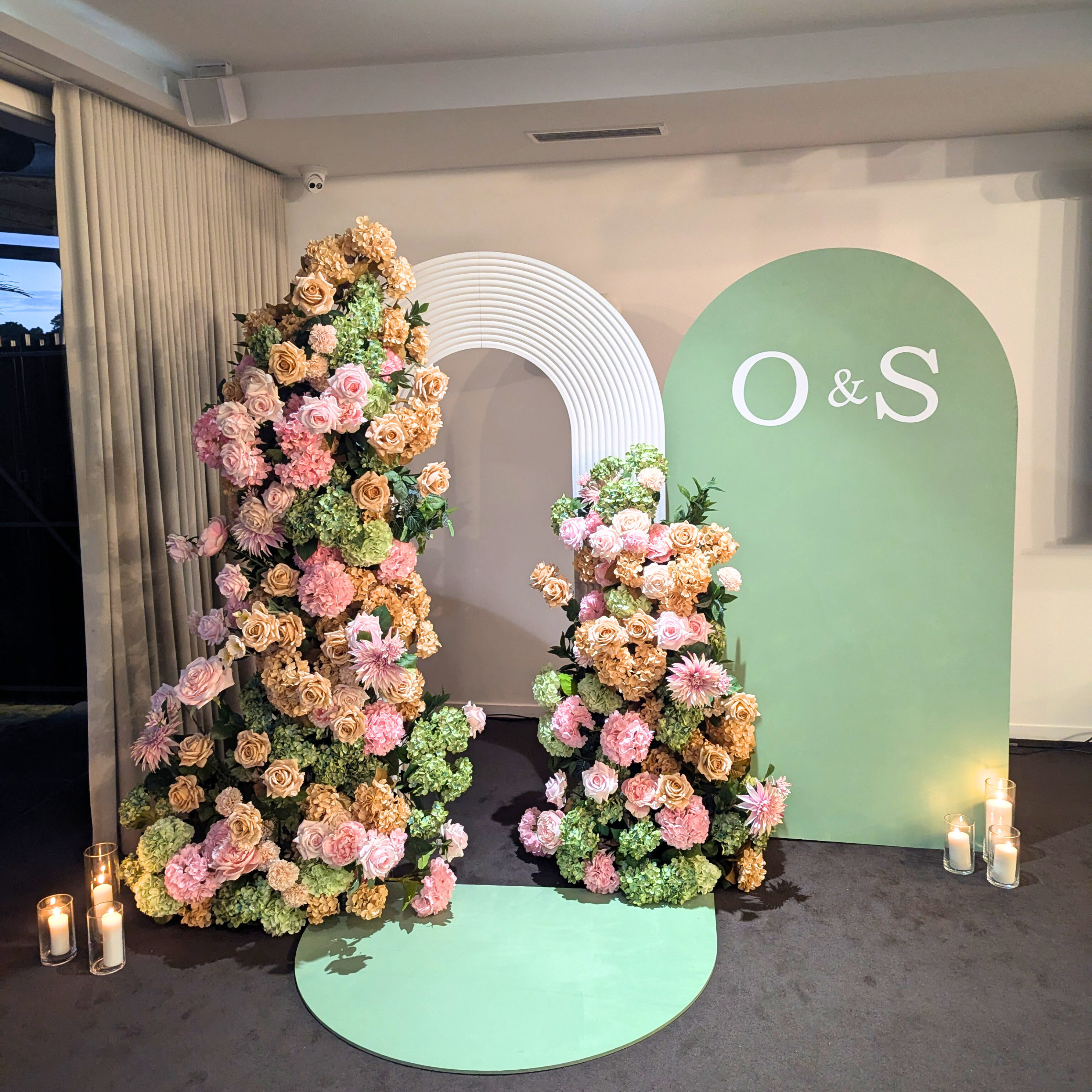 Asymmetrical floral arrangement with 'O&S' monogram. Prop hire, Prop hiring, Prop hire, event stylists Brisbane, brisbane event styling, brisbane event styling, event stylist Brisbane, Brisbane Wedding, Gold Coast Wedding, Floral Styling, Lush & Lavish Events, Brisbane Tablescape, Gold Coast Tablescapes, Brisbane Candle Hire